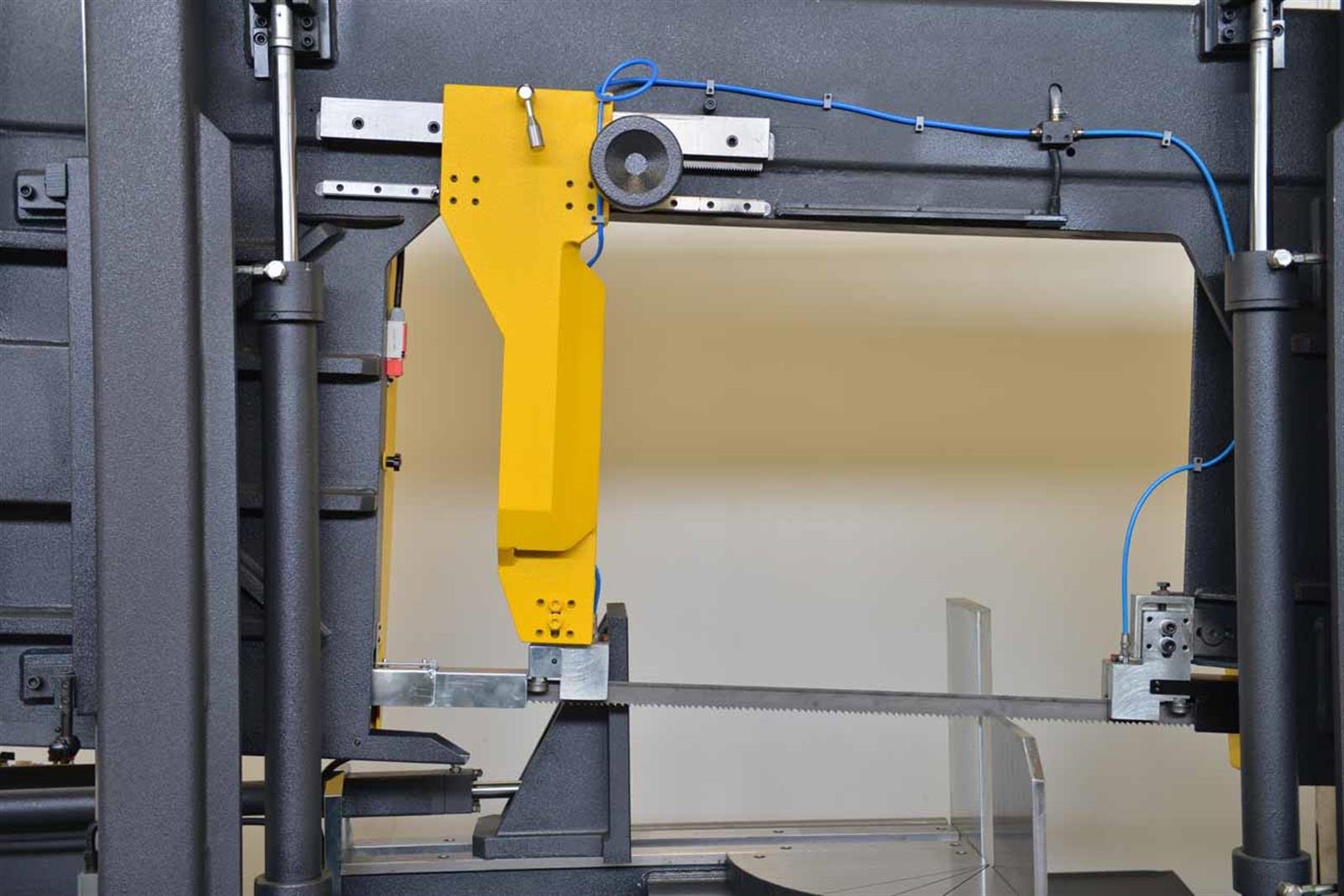 Bekamak BMSY-810CGH Semi-automatic Cgh Mitre