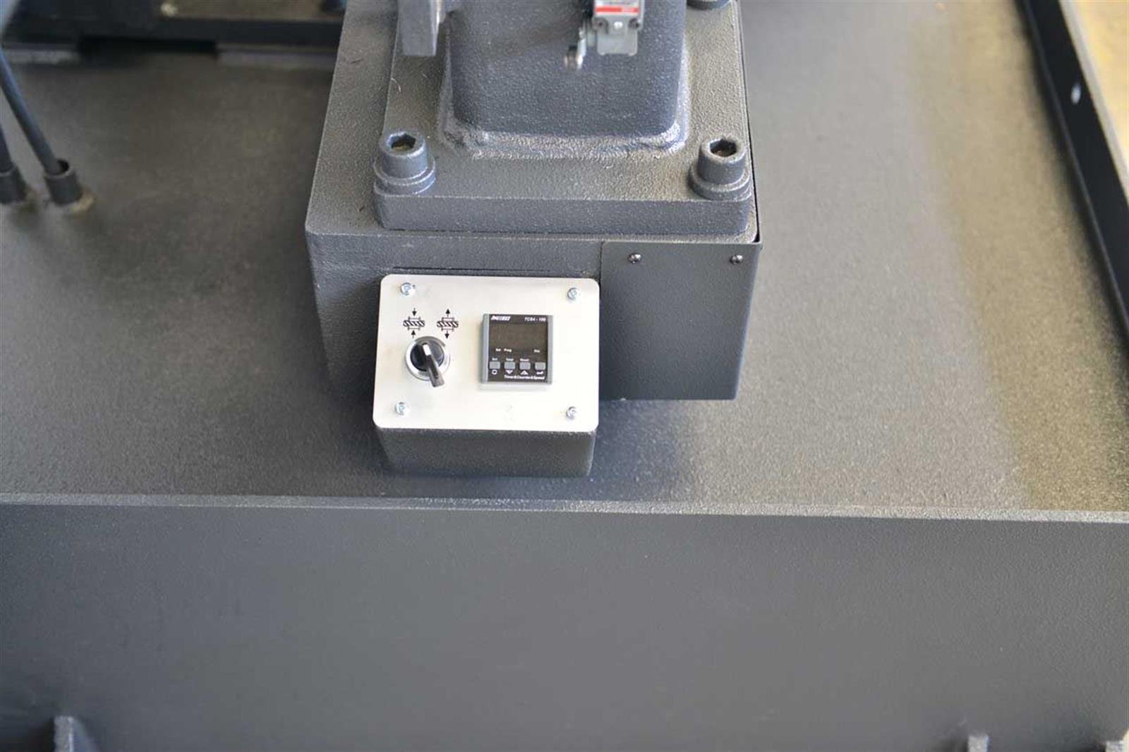 Bekamak BMSY-810CGH Semi-automatic Cgh Mitre
