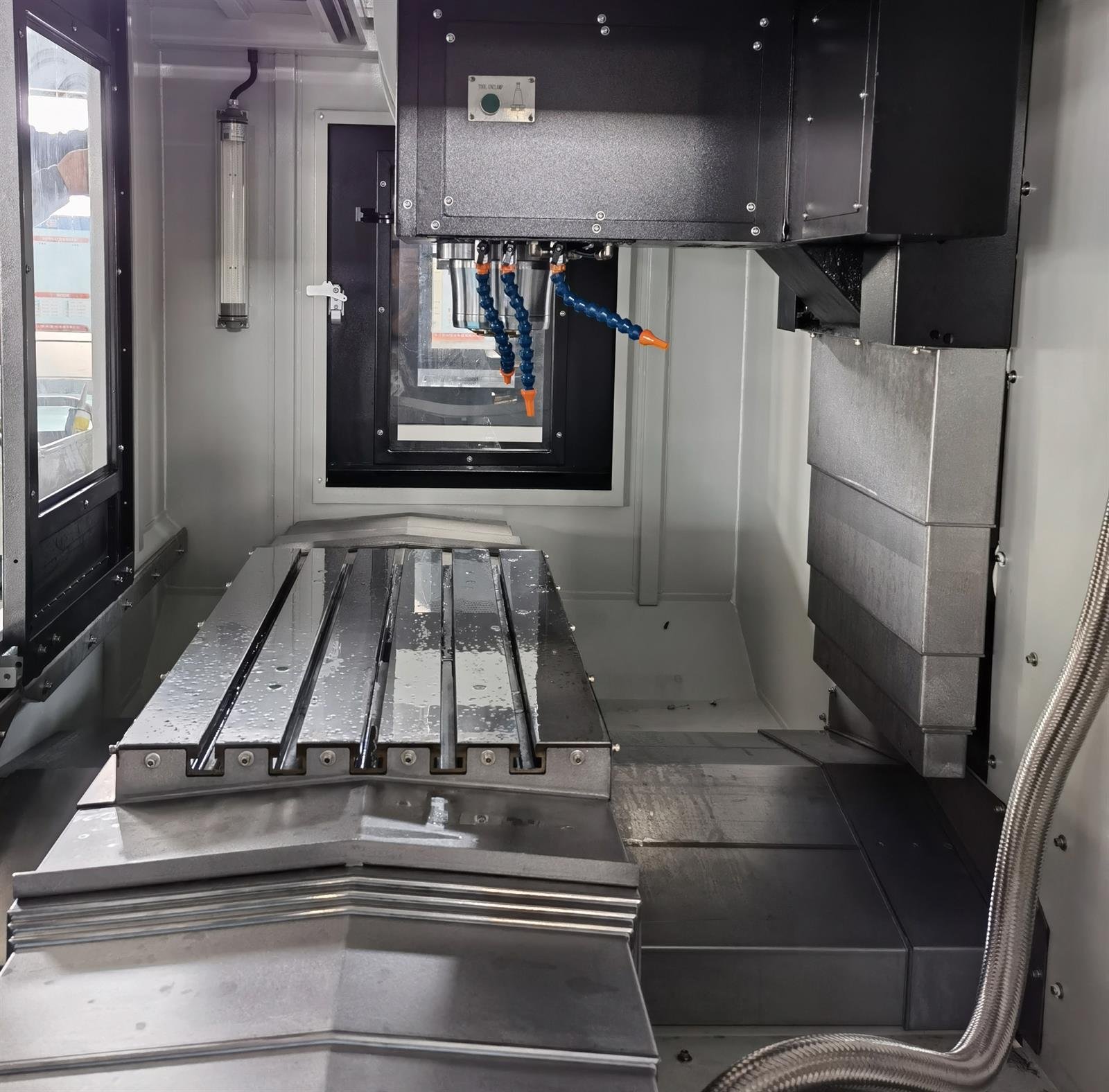 Blin BL-Y1050 CNC MILLING