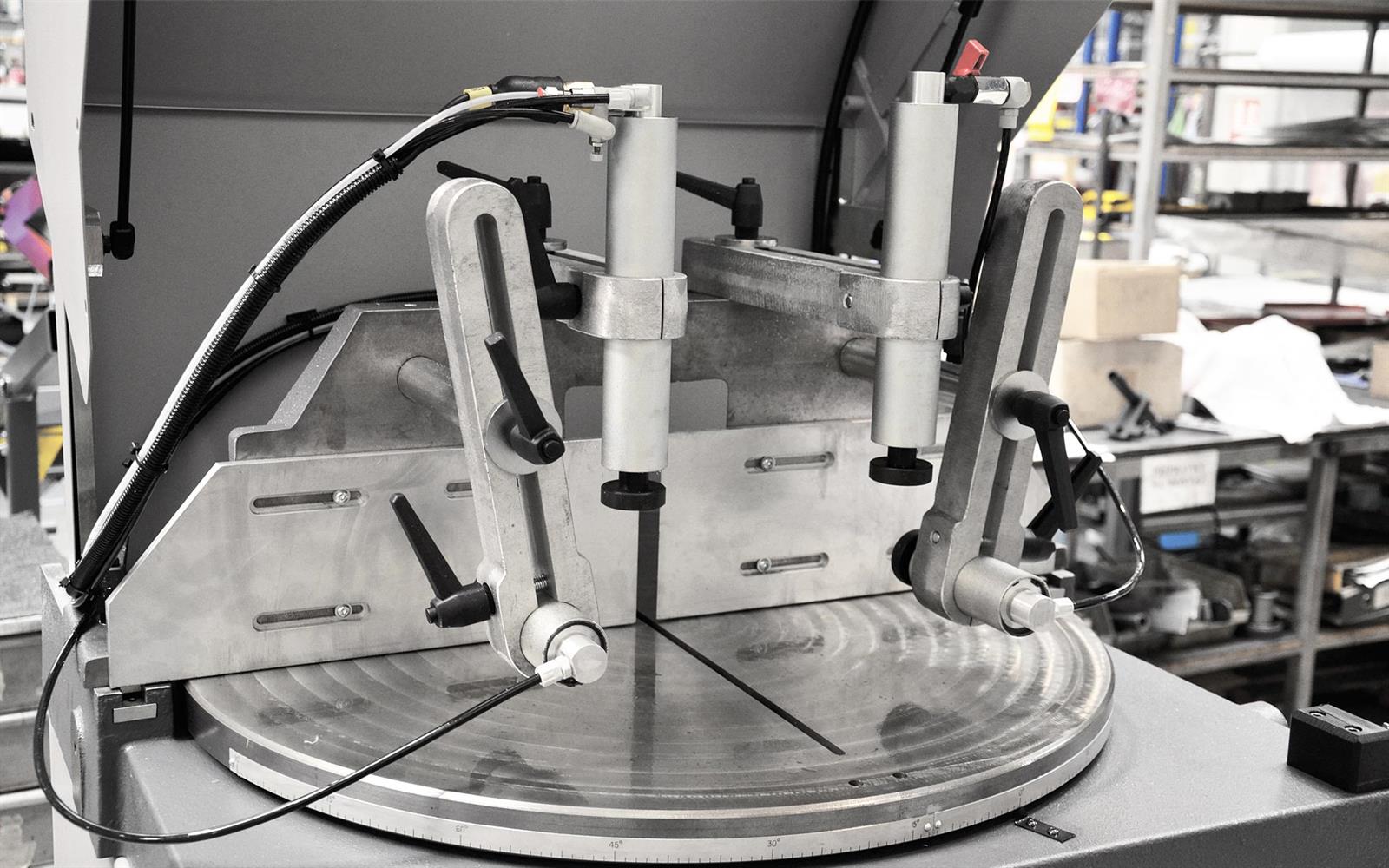 Bomar AL 500 Semi-automatic Bandsaws