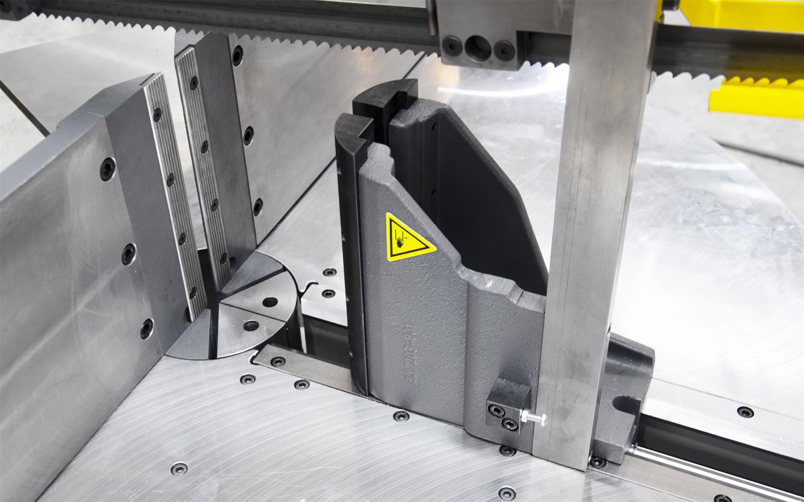 Bomar Construction 1150.600 DGS Bandsaws