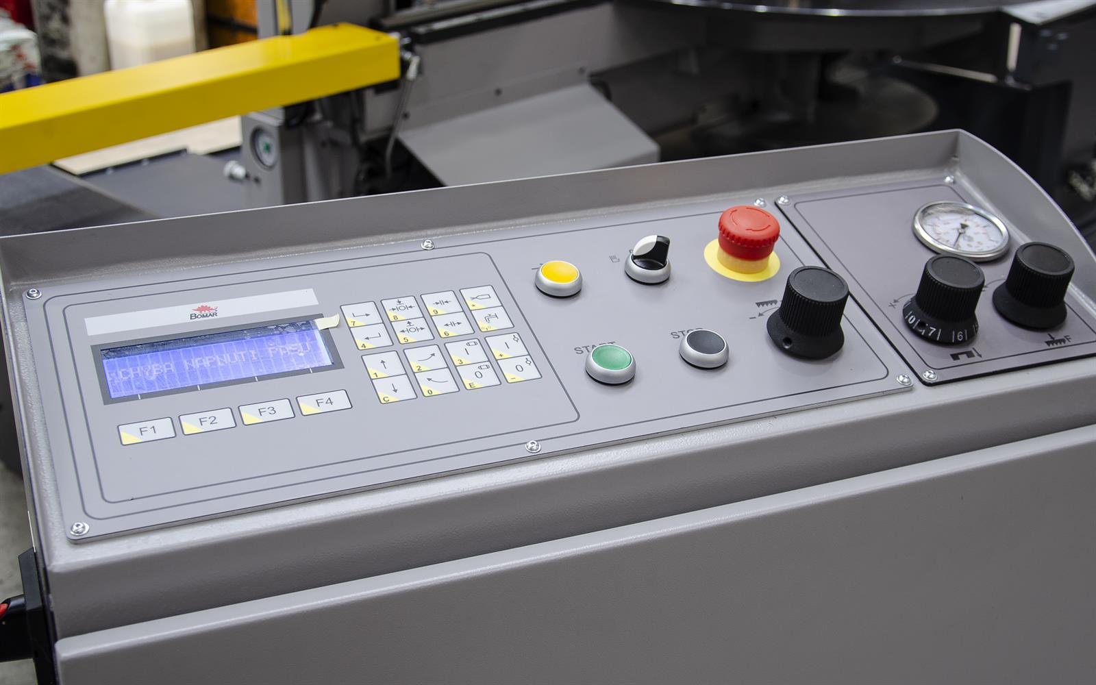 Bomar Construction 820.450 DGS Bandsaws