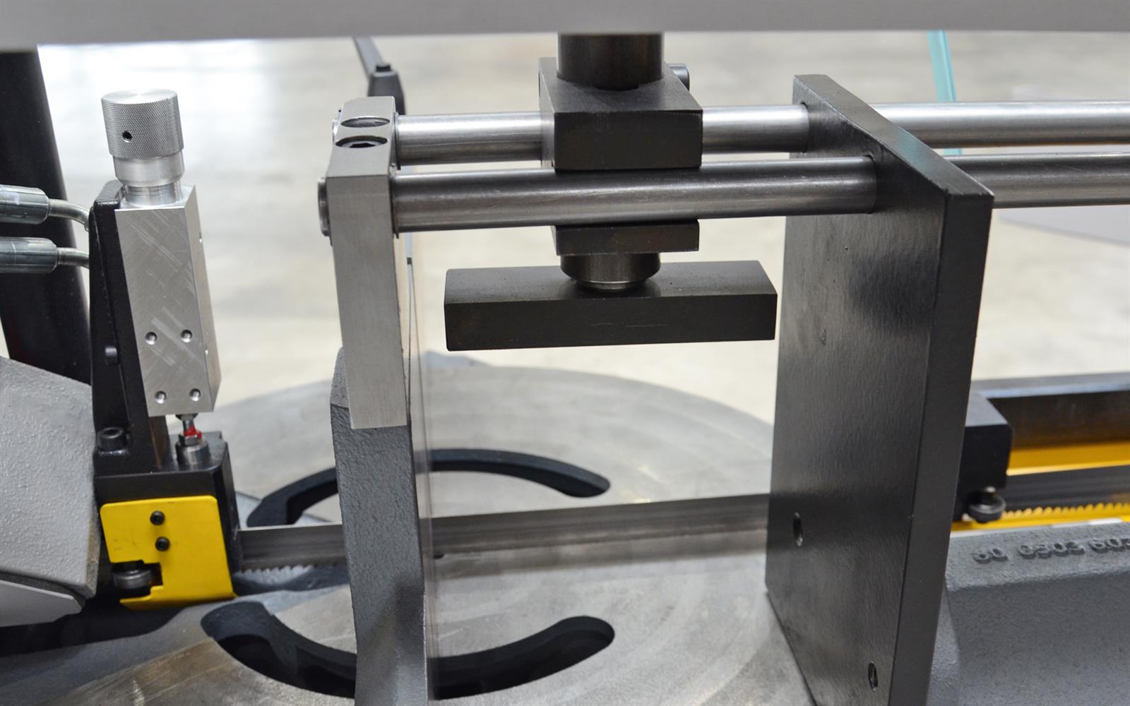 Bomar Ergonomic 320.258 DGH Bandsaws