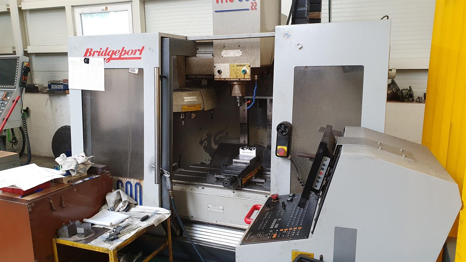 Bridgeport VMC 600 Machining center - vertical