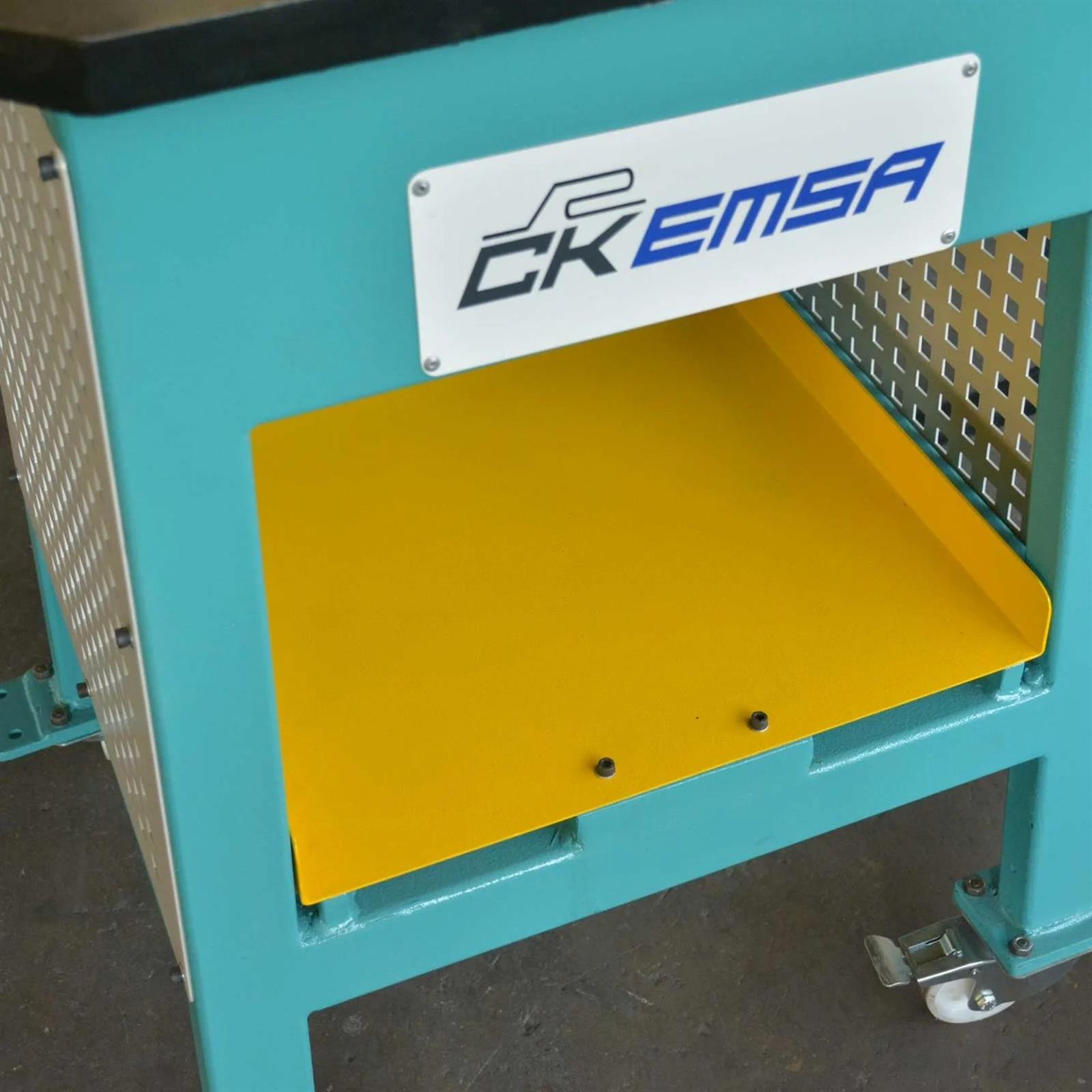 CK Emsa PN-3 Neumatic Fixed Angle Corner Notching Machine