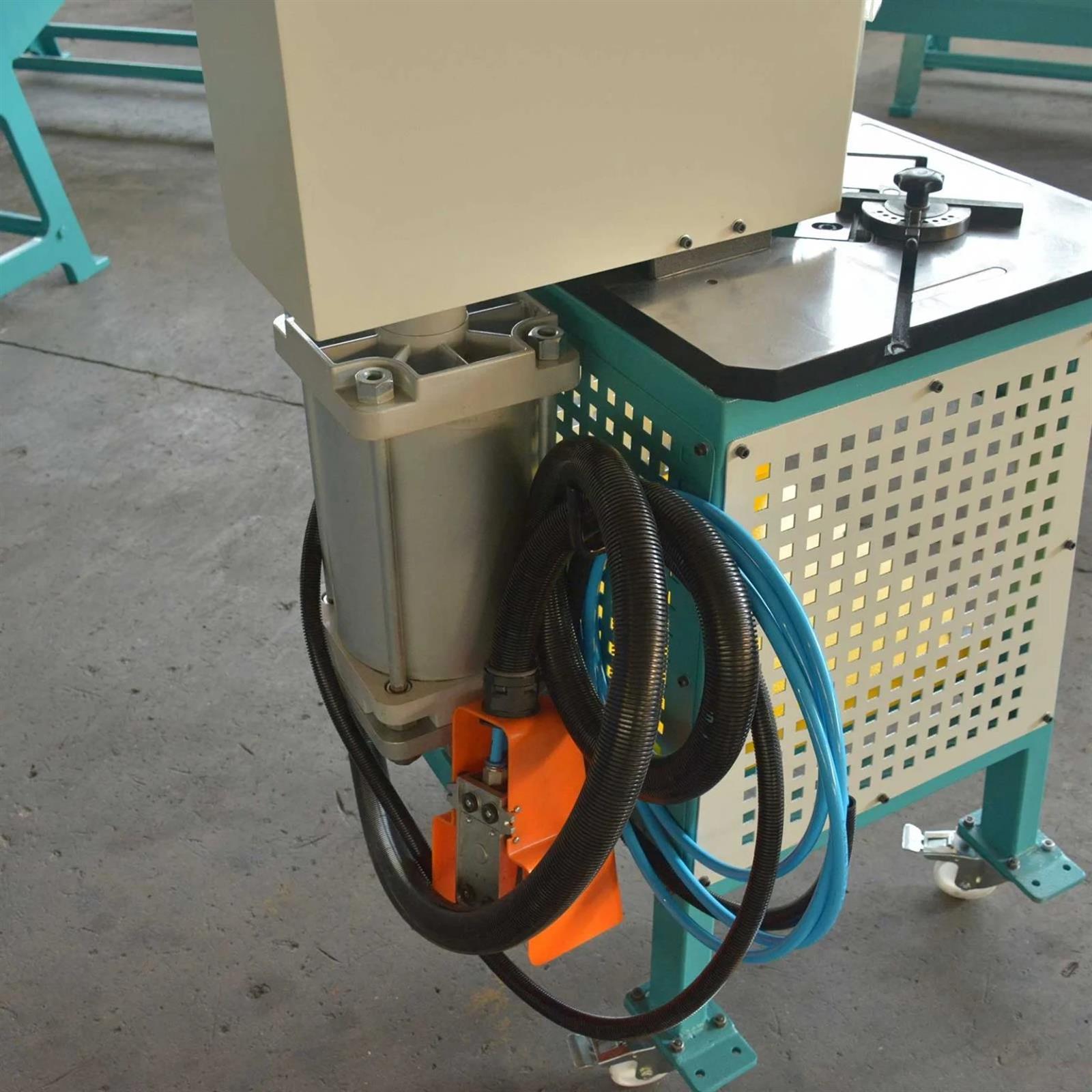 CK Emsa PN-3 Neumatic Fixed Angle Corner Notching Machine