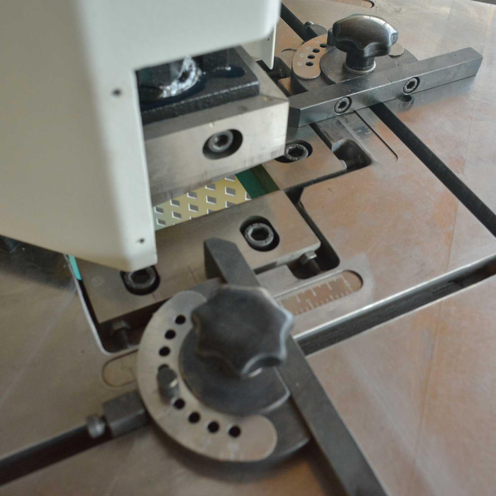 CK Emsa PN-3 Neumatic Fixed Angle Corner Notching Machine