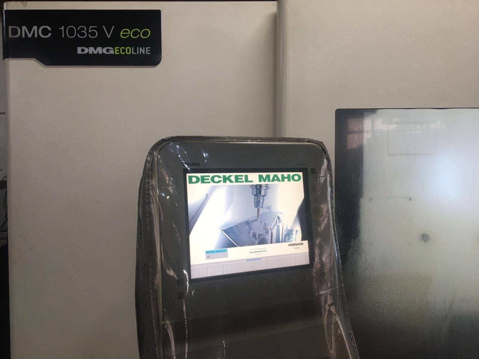 Deckel Maho DMC 1035 V Eco Machining center - vertical