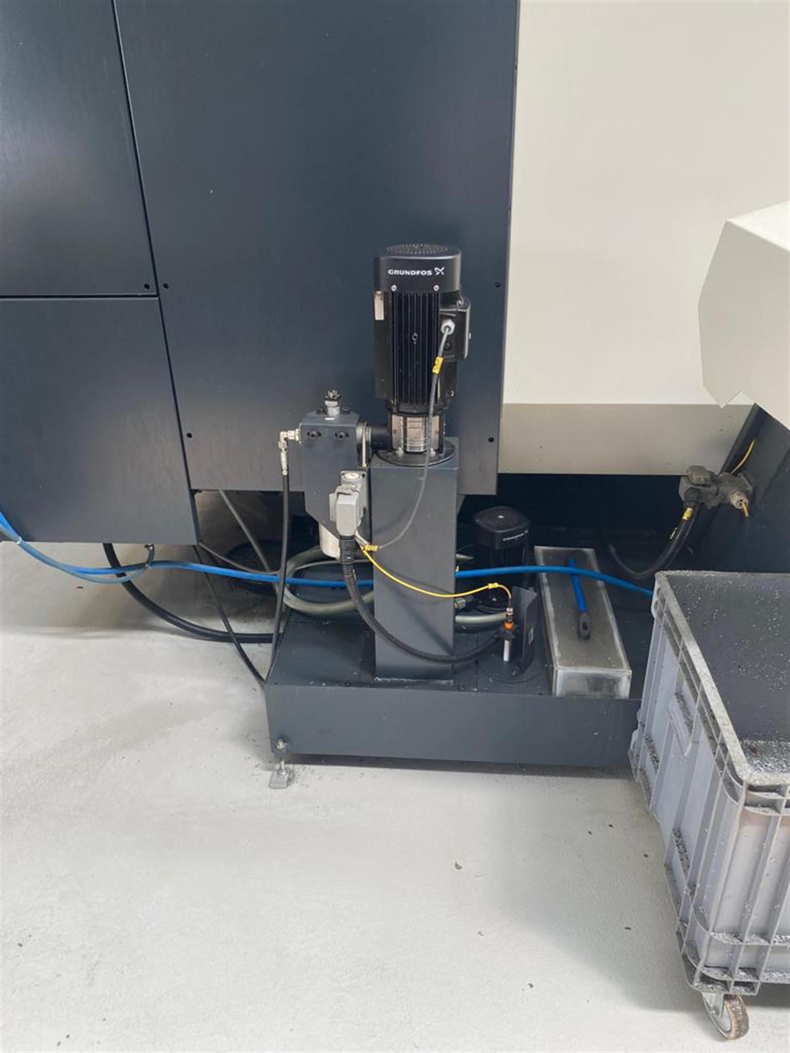 DMG M1 Vertical Machining Center