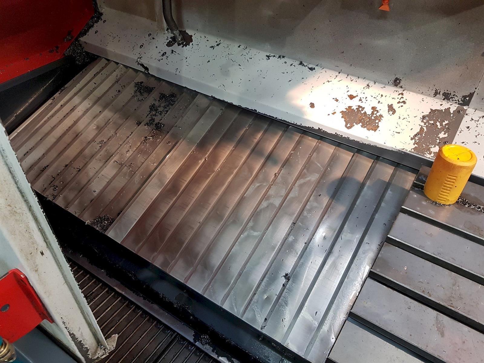 EMCO Emcomill E 1200 Machining center - vertical