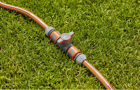 Gardena Coupling with Flow-Control Valve 18266-20