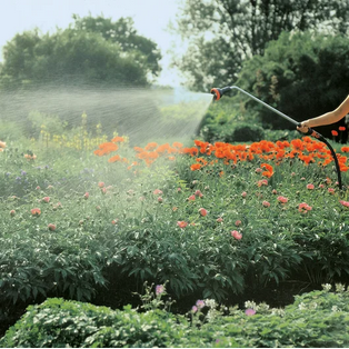Gardena Profi system spray lance for garden irrigation for 3-4 inch hose 2849-20