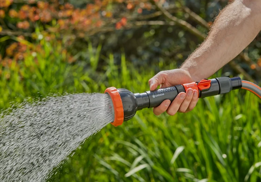 Gardena Profi system sprayer for garden irrigation, for 3-4 inch hose 2847-20