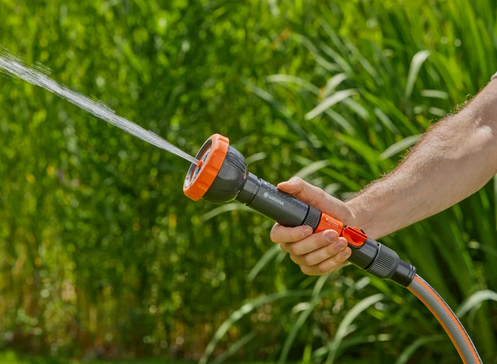 Gardena Profi system sprayer for garden irrigation, for 3-4 inch hose 2847-20
