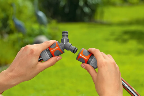 Gardena Two-way Hose Coupling Set 13mm 1-2 inch and 15 mm 5-8 inch 18287-20
