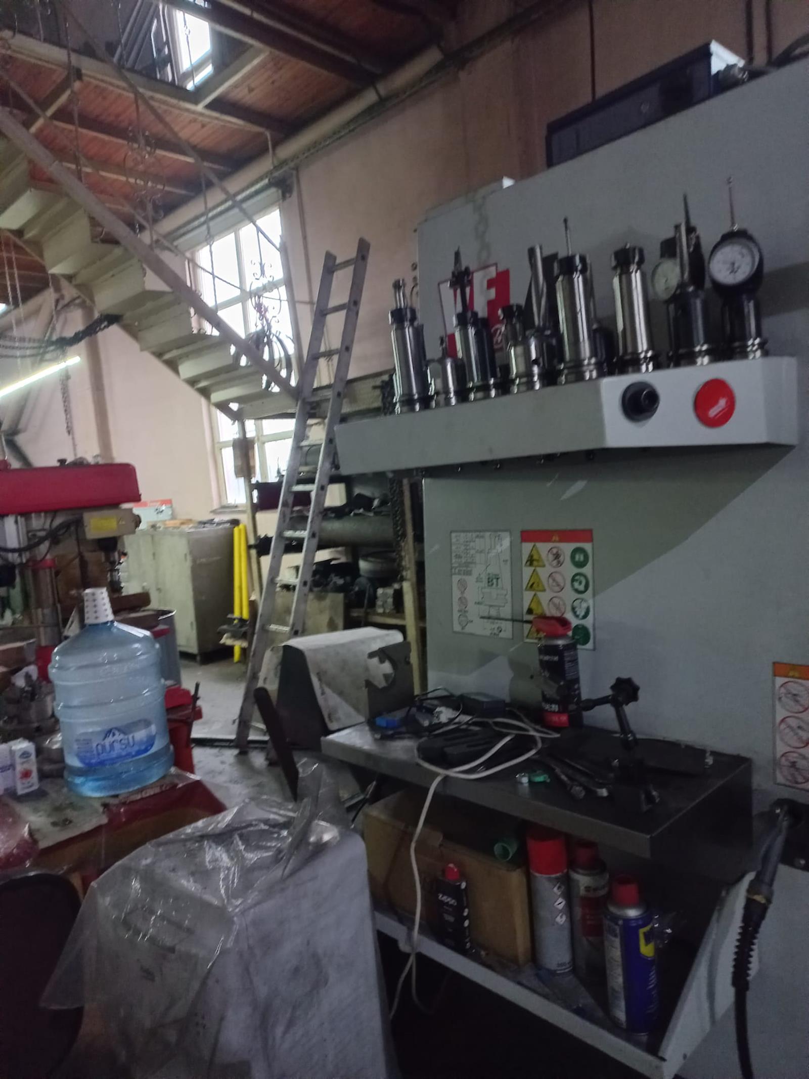 Haas VF-4-SE