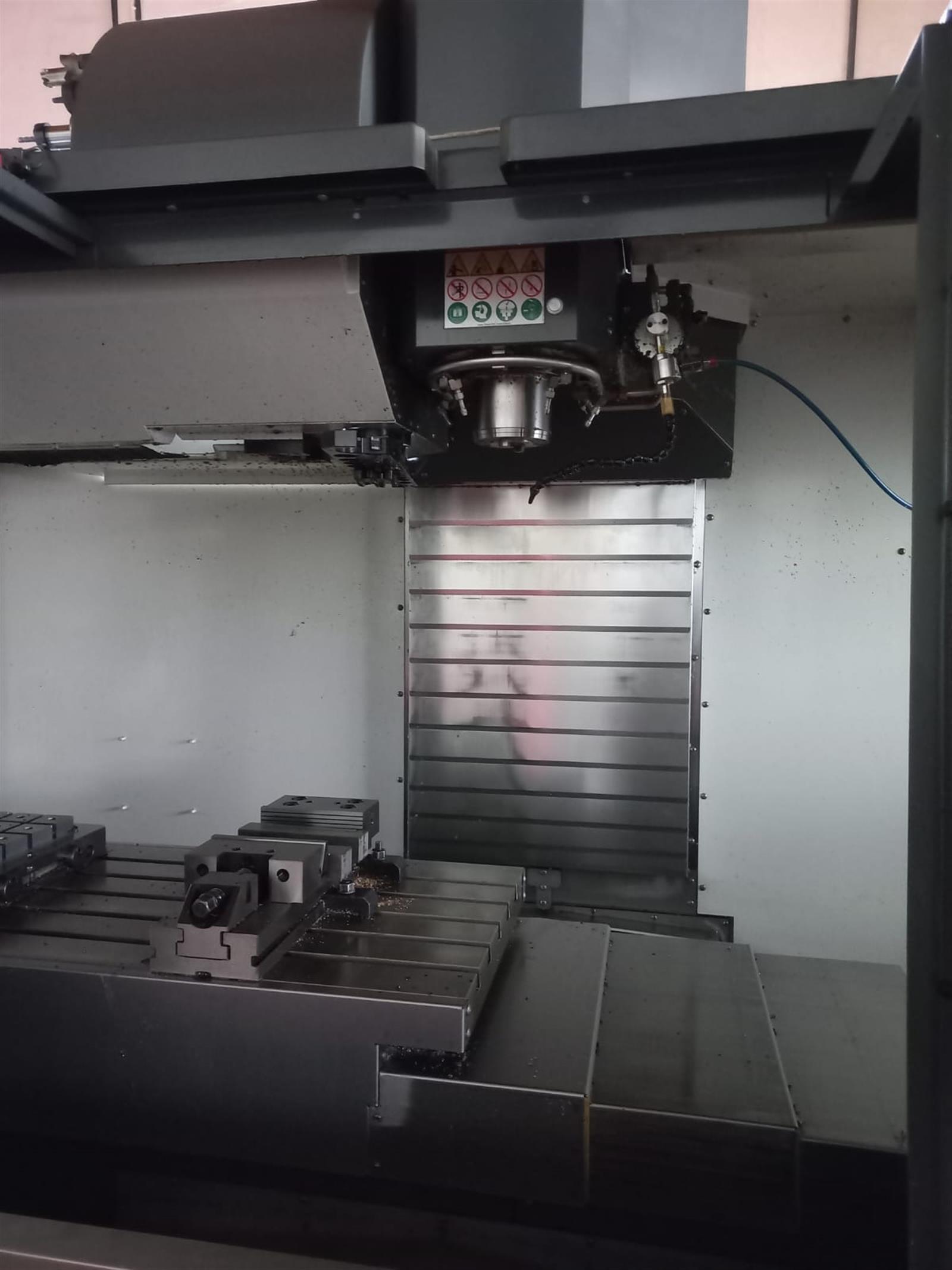 Haas VF-4-SE