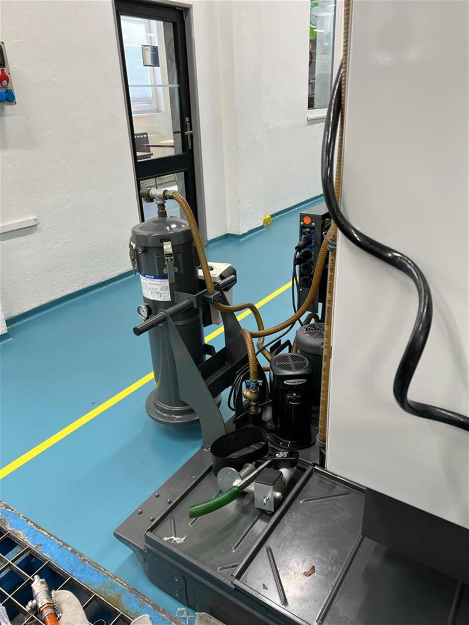 HAAS VF-5/40 Machining center - vertical