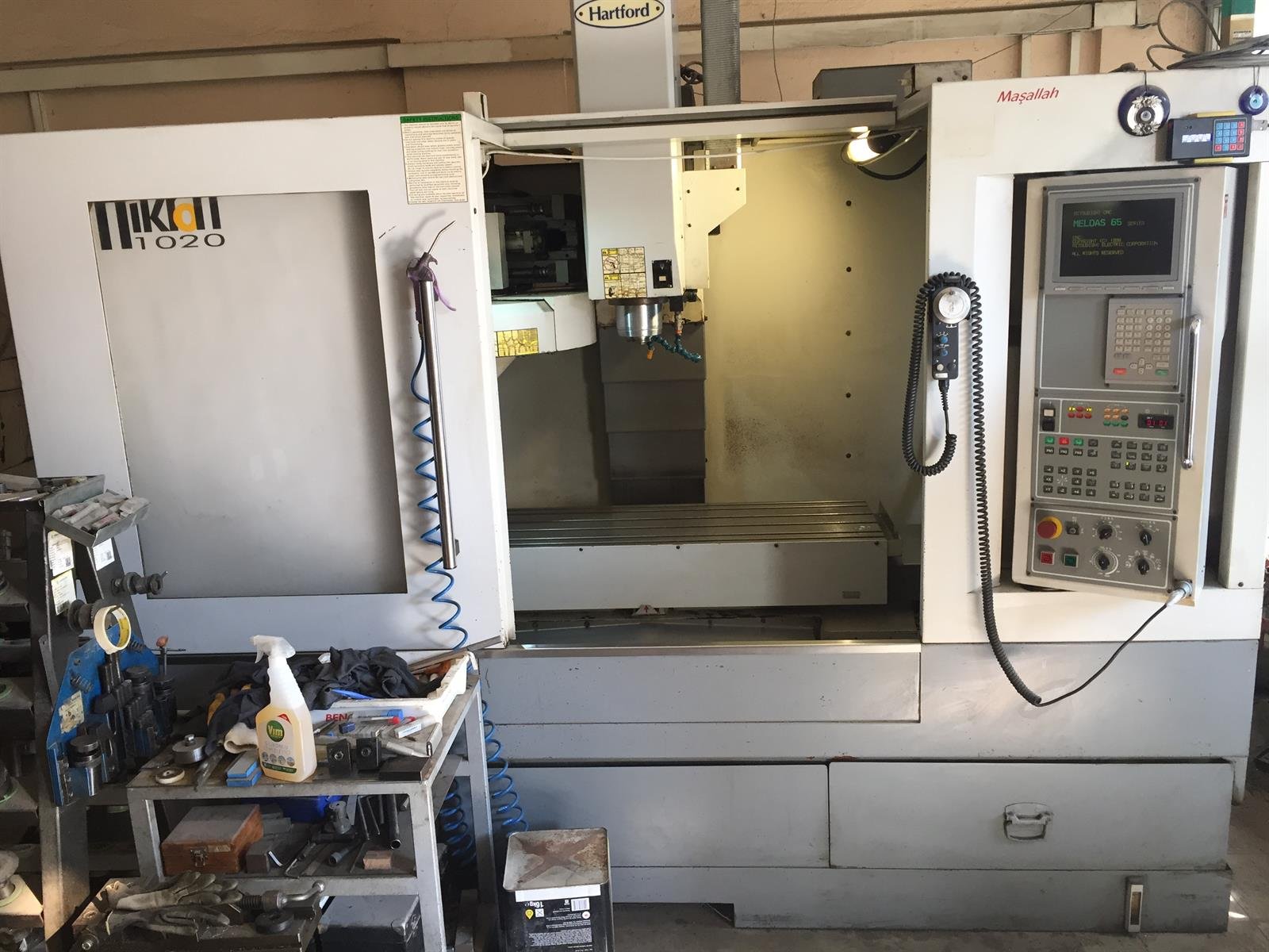 Hartford Omikron 1020 cnc vertical machining center