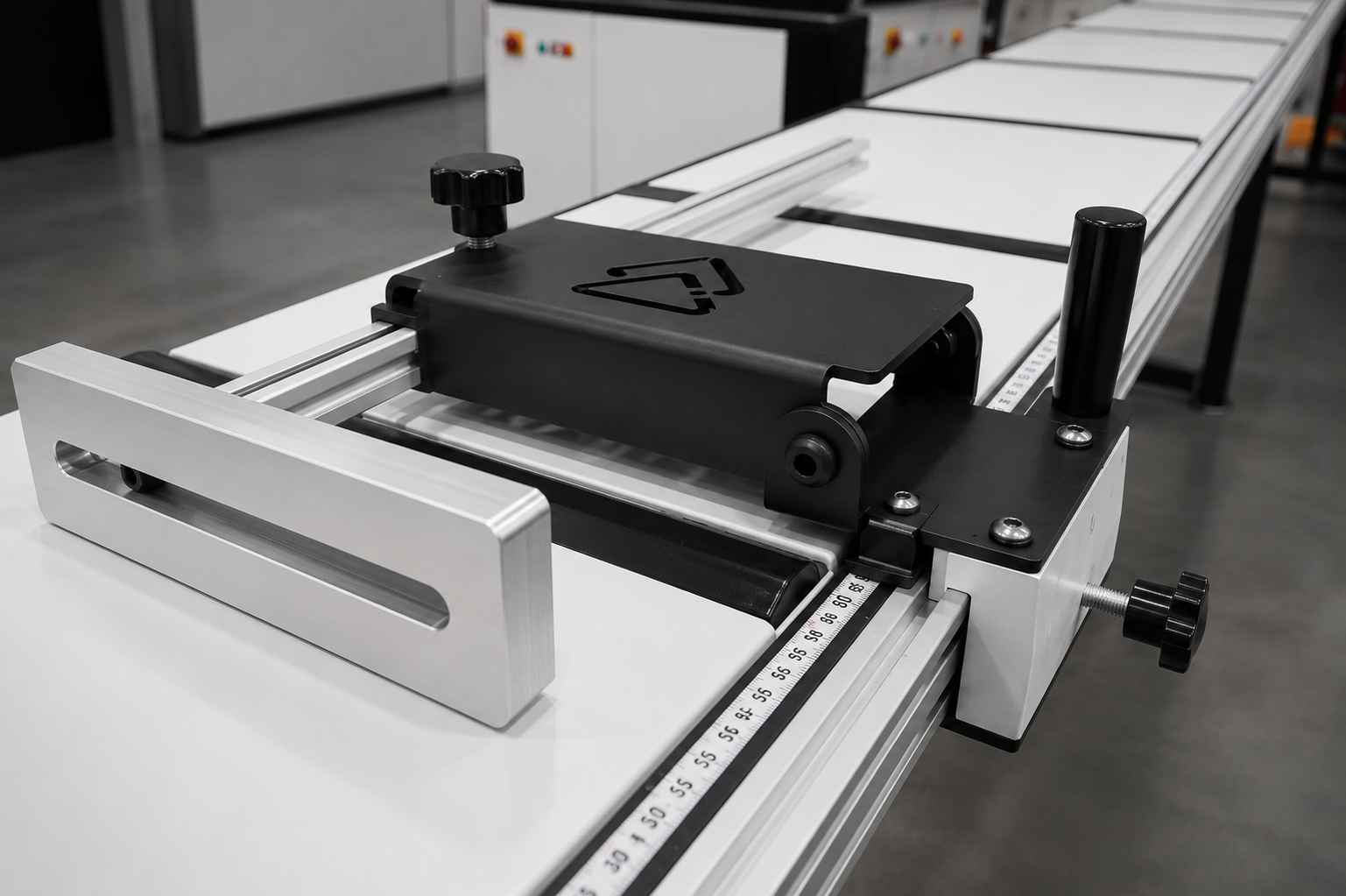 Ileri Teknik CS 450 Semi-Automatic Aluminum Cutting Machine