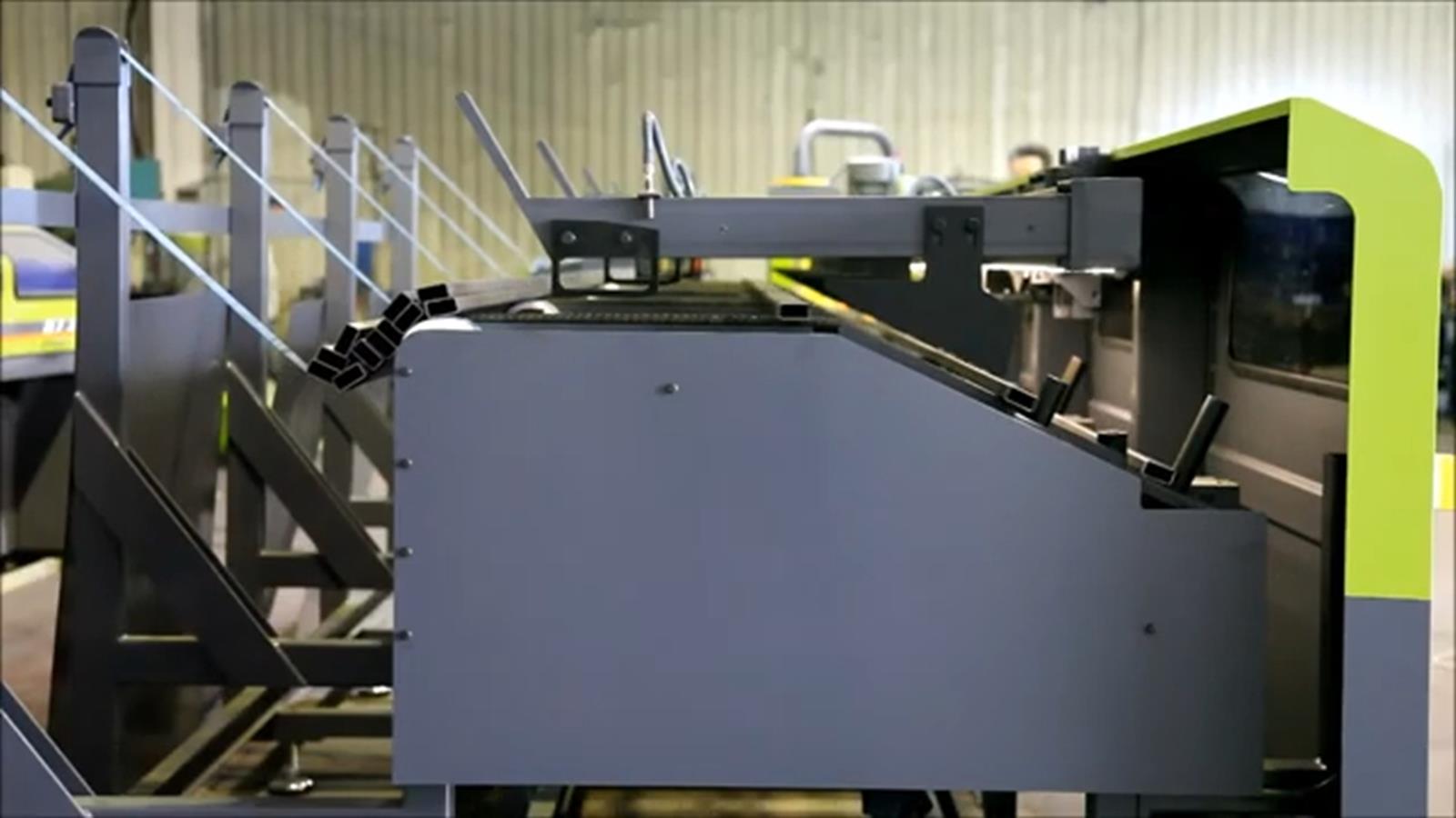 İleri Teknik ILT 350 Fully Automatic Circular Saw Machine