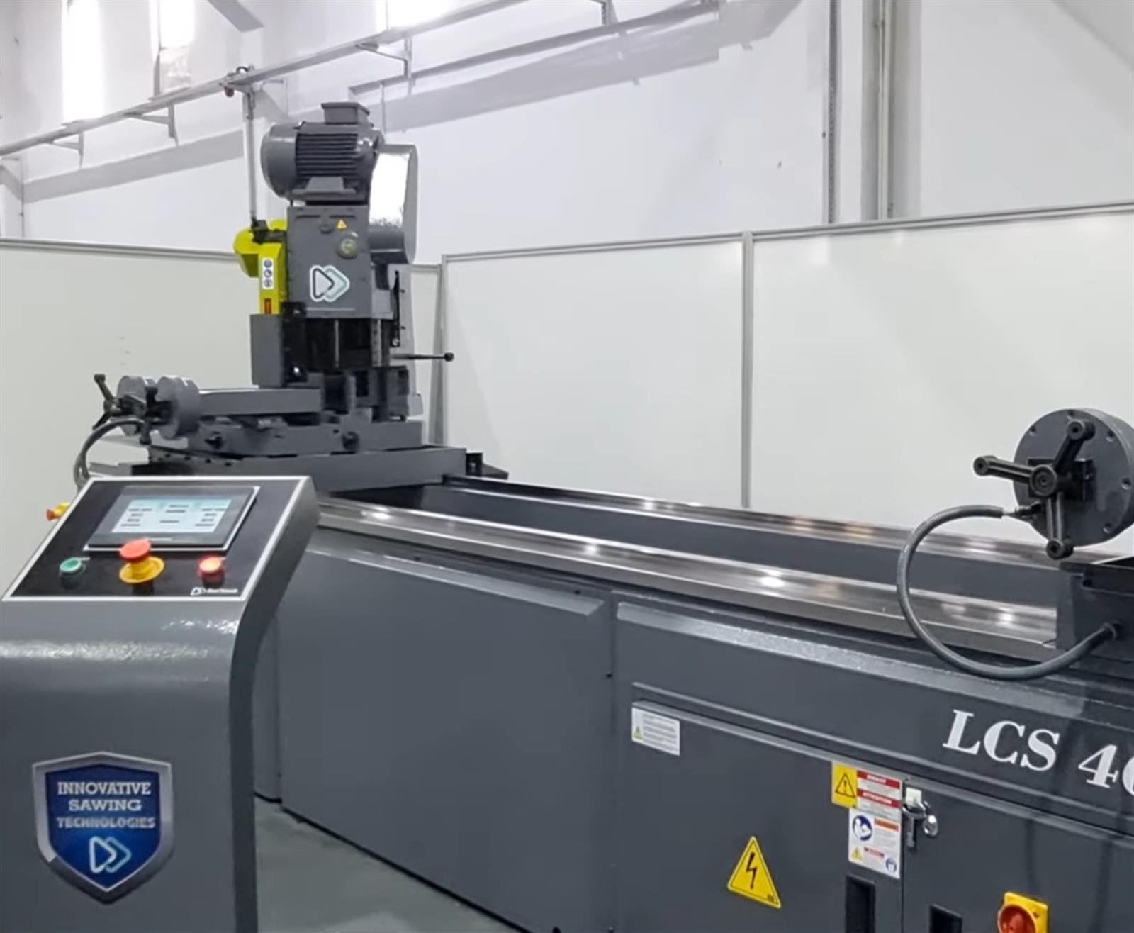 İleri Teknik LCS 400 DX Semi-automatic Circular Saw Machine
