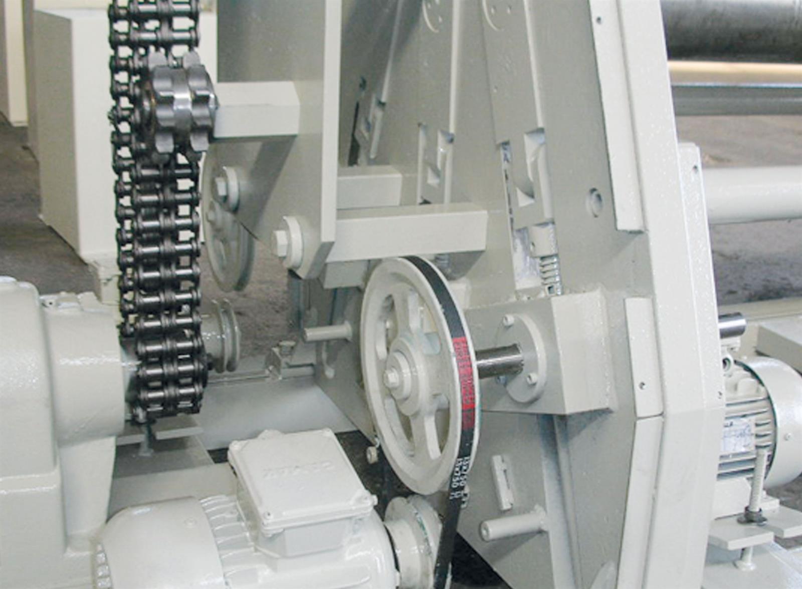 Isitan 4RM 10-130 Motorized 4 Roll Plate Rolling Machines
