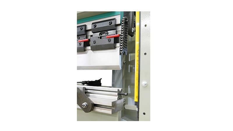 Jouanel PPS6400 Hydraulic Press Brake - 6.1 m - 400 Tons With Tools