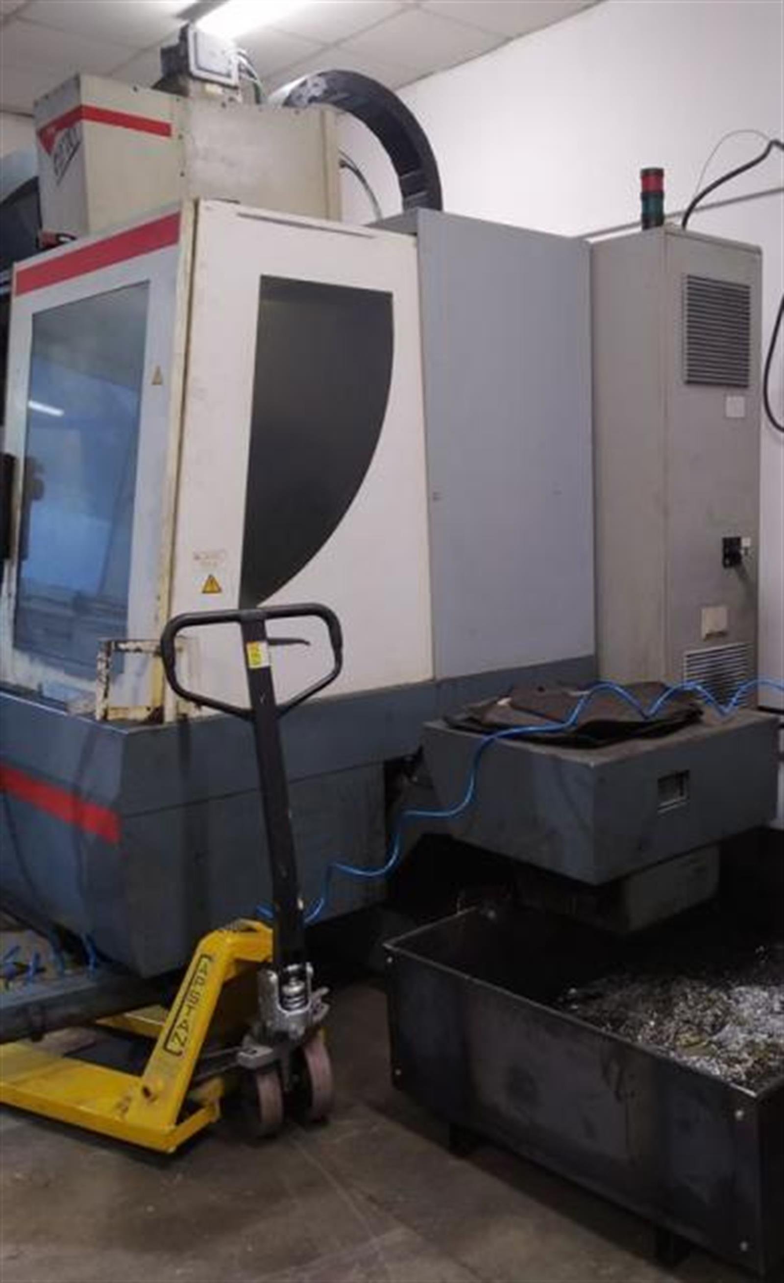 Kovosvit MAS MCV 1270 Machining center - vertical
