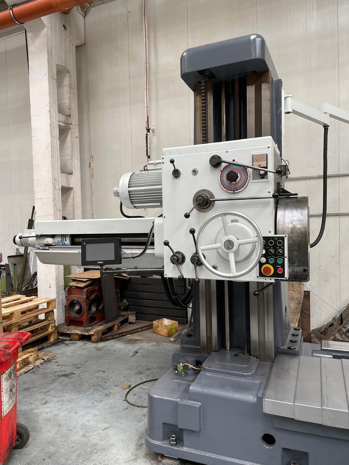 Manual Horizontal Boring Mill TOS W 100 A year 1992