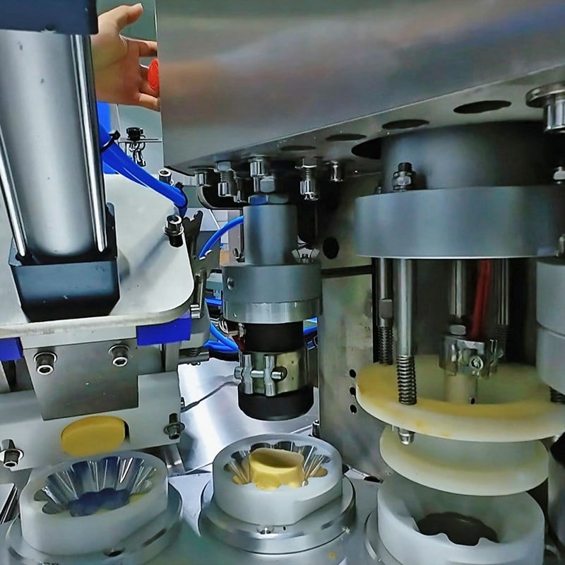 MASBAKE MS-090F Fully Automatic Hand-Imitating Fluted Tart Machine