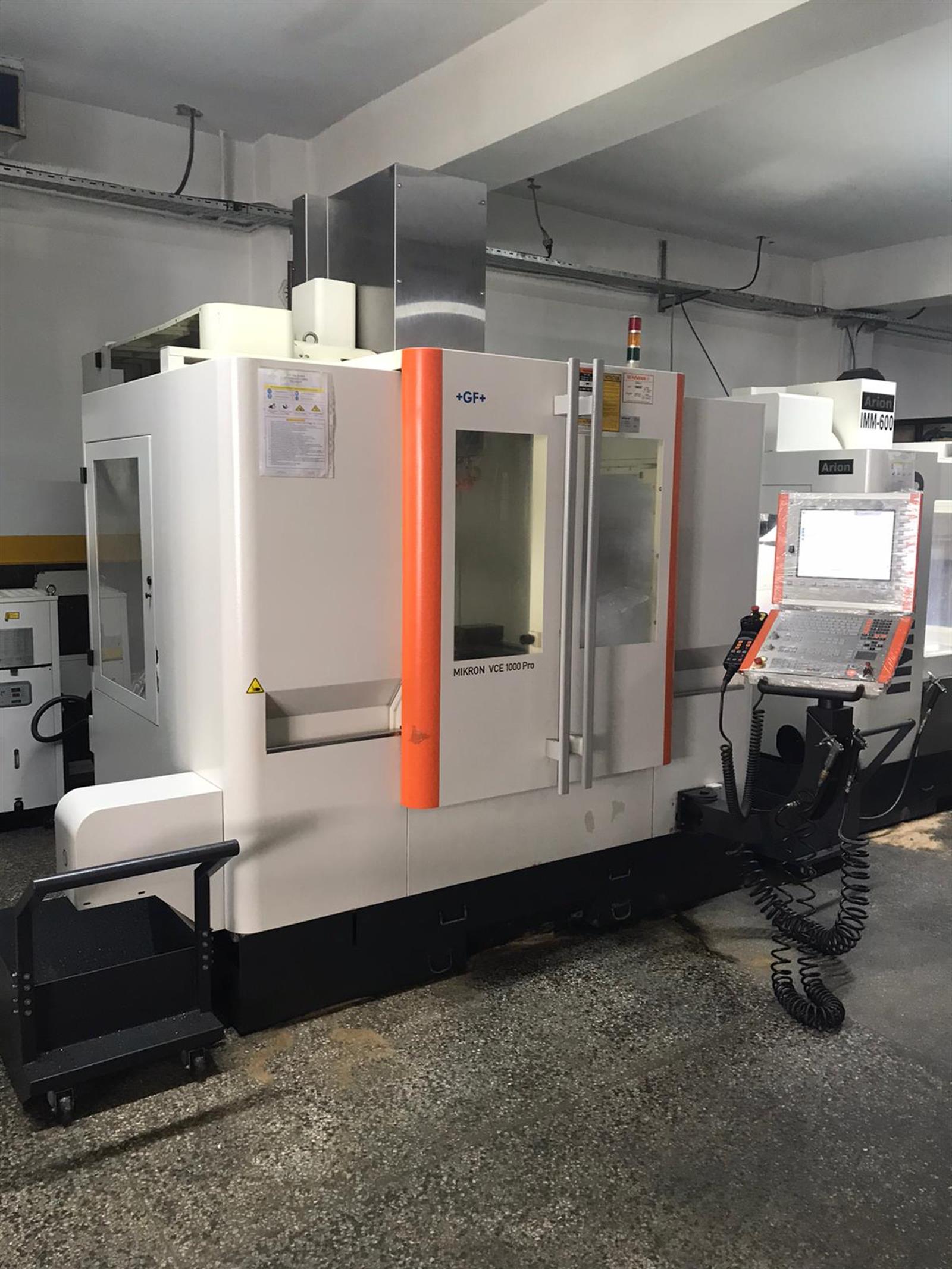 Mikron VCE 1000 Pro CNC Vertical Machining Center