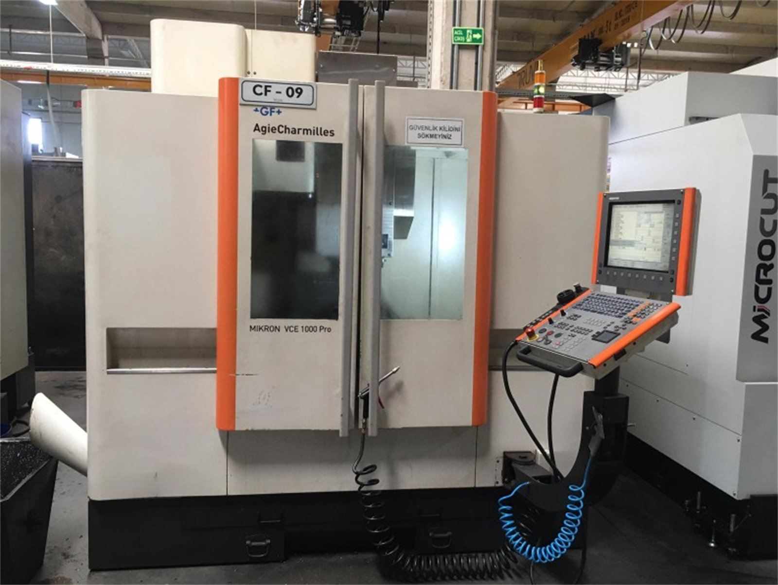 Mikron VCE 1000 pro Machining center - vertical