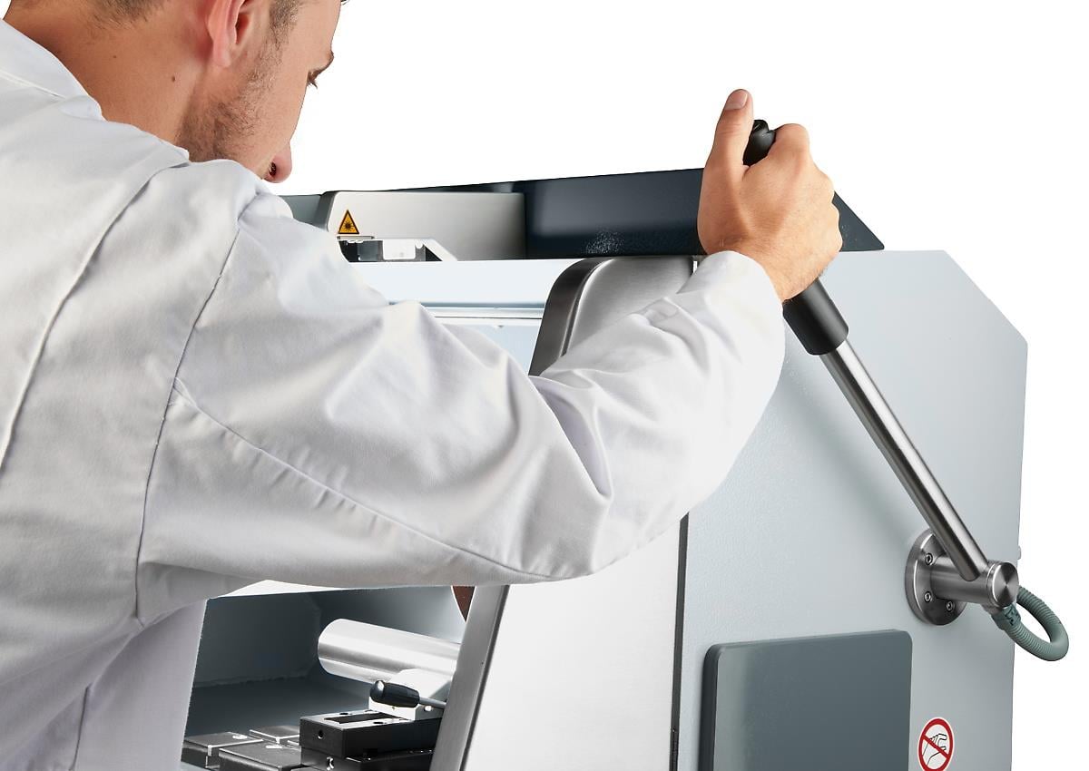 Qatm Qcut 250 A Automatic Precision Benchtop Cut-Off Machine