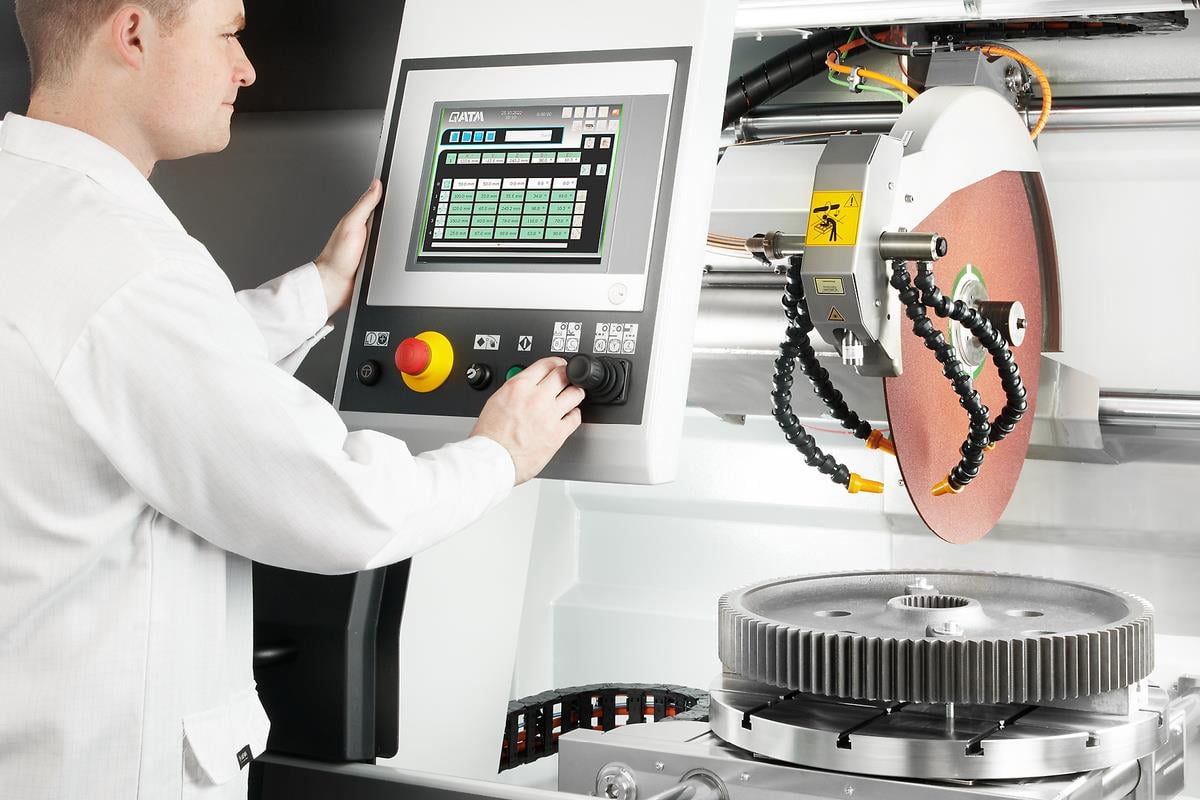 Qatm Qcut 600 BOT Automatic Precision Benchtop Cut-Off Machine