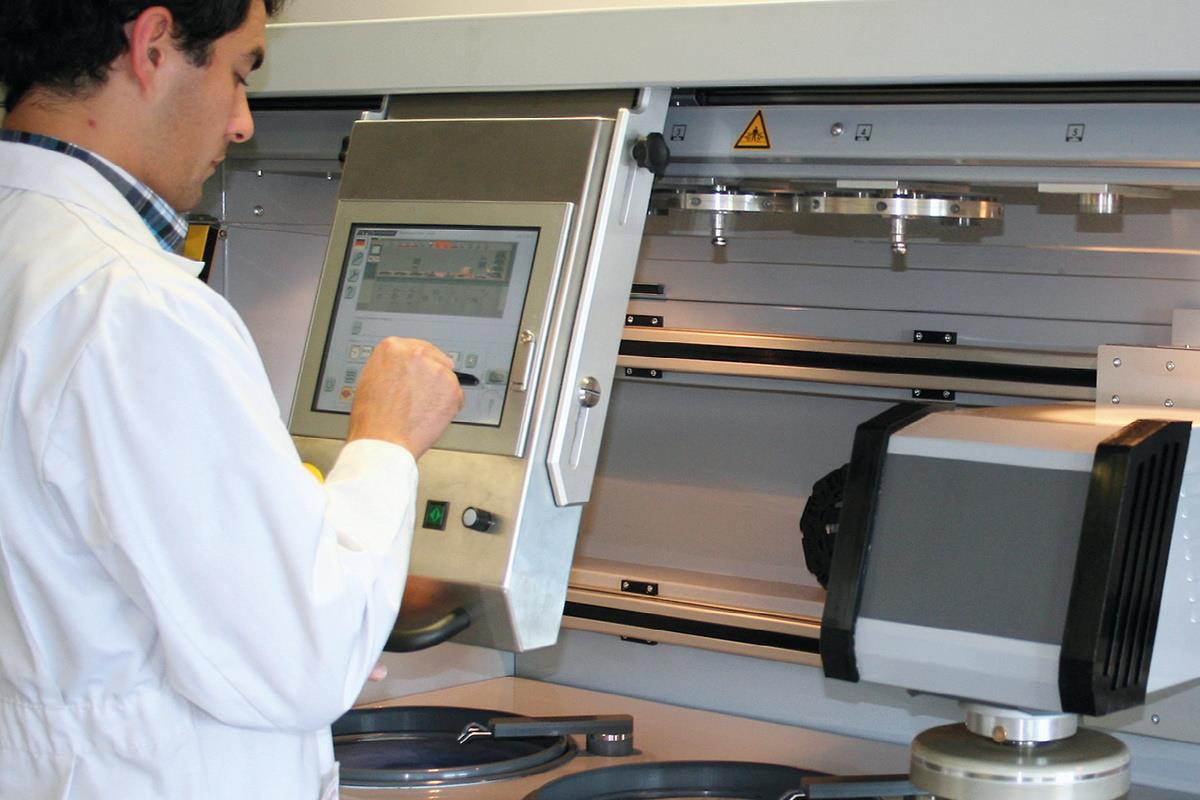 Qatm Qpol 300 BOT Fully automatic Grinder And Polisher