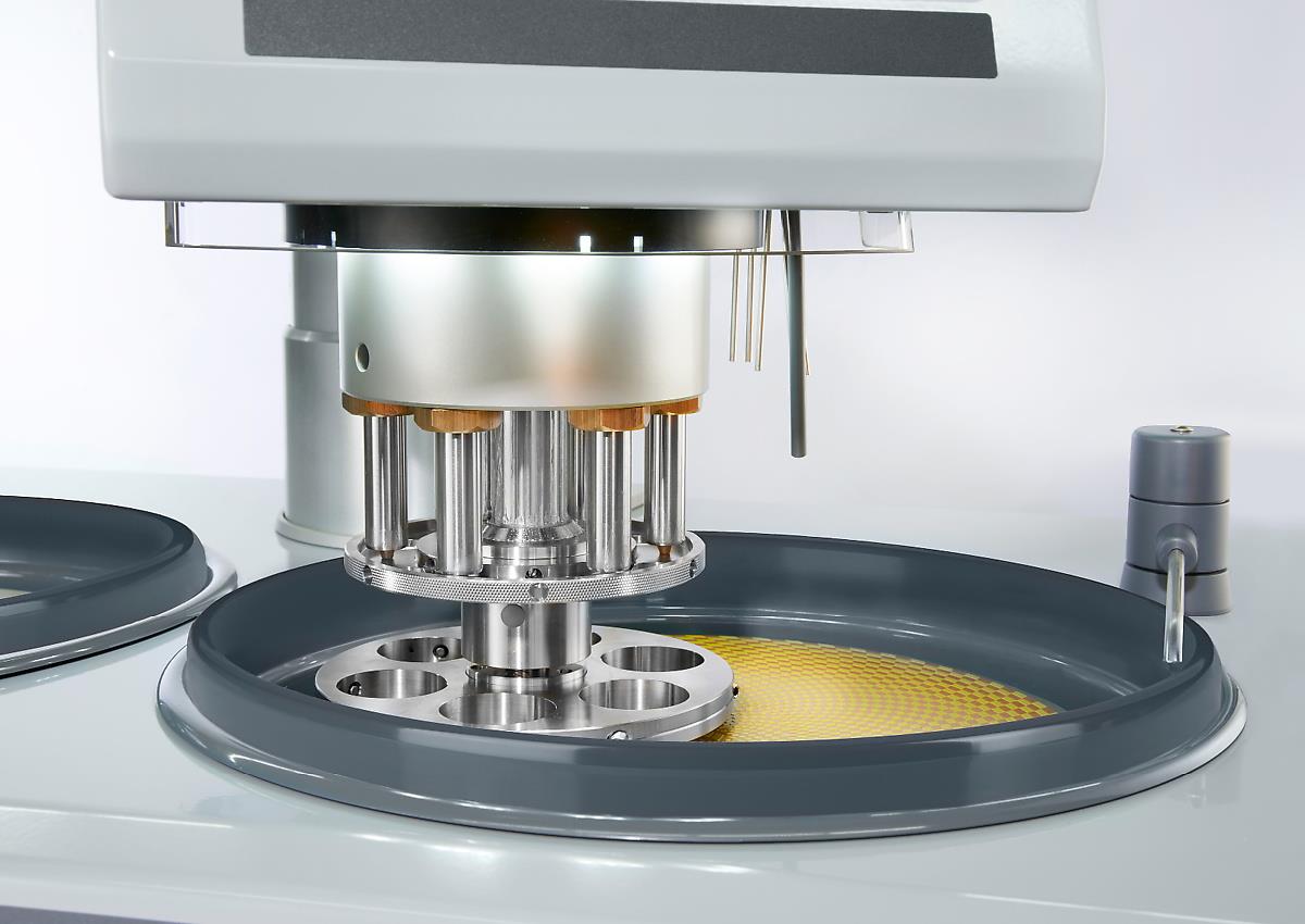 Qatm Saphir 560 - Rubin 520 Grinding And Polishing Machine