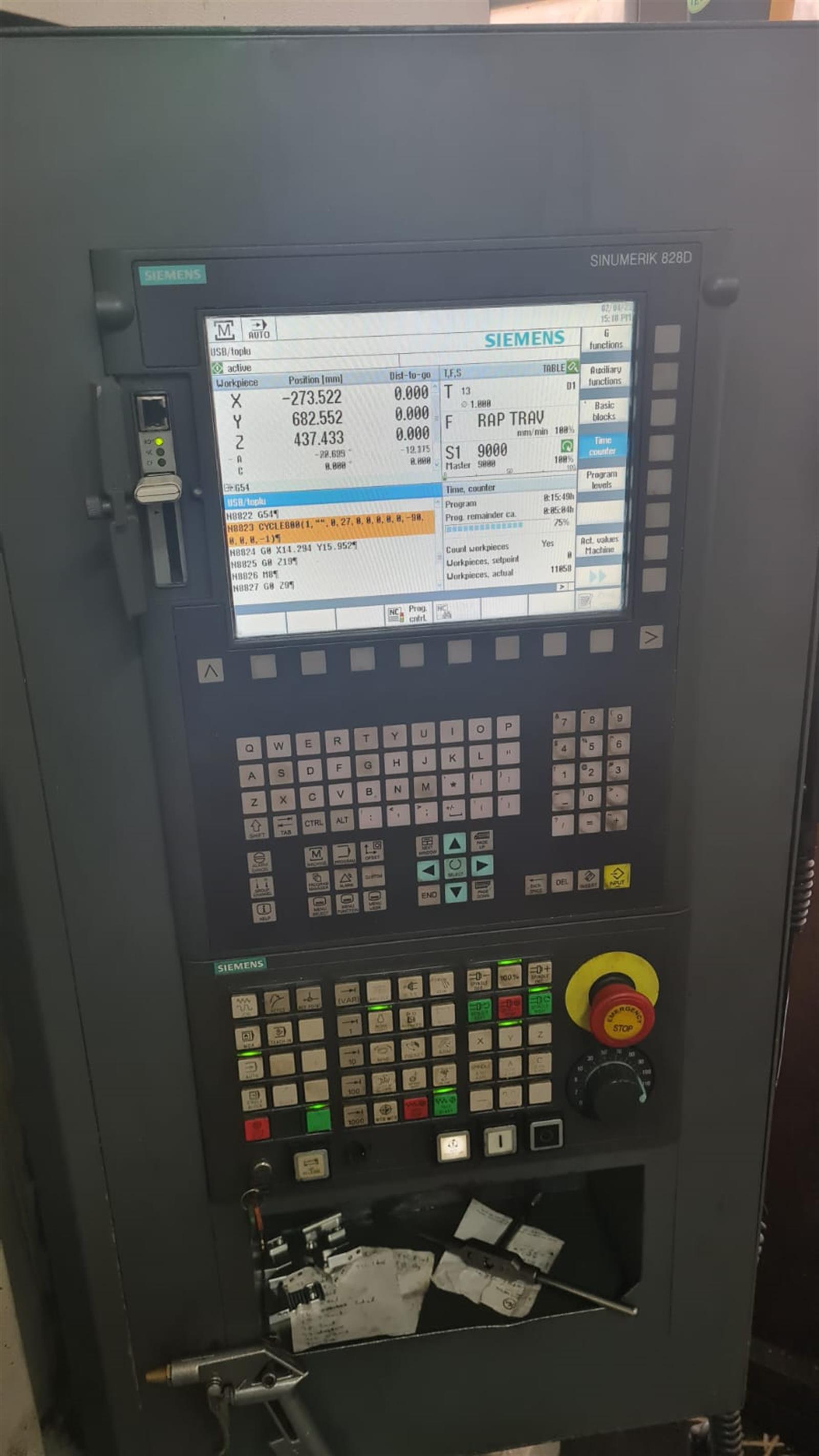Quaser MF 500 Vertical Machining Center