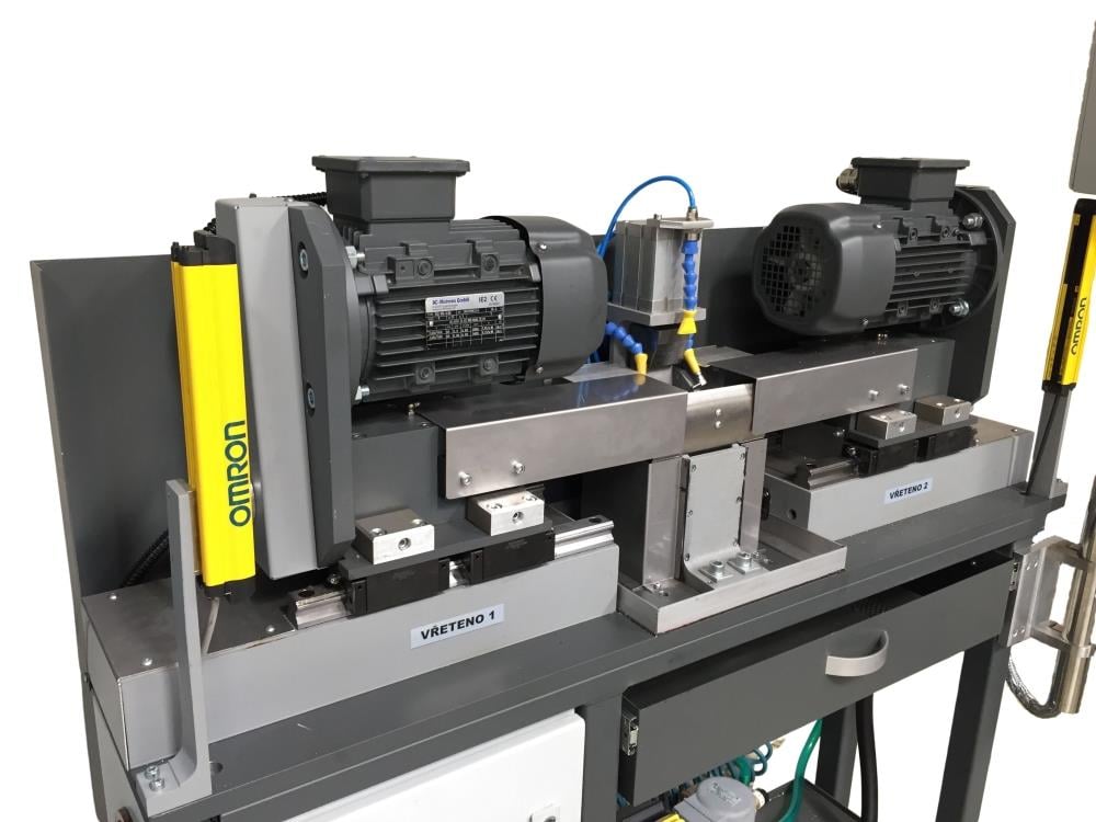 Ripron Kovota PR2 Trailer Coupling Production Machine