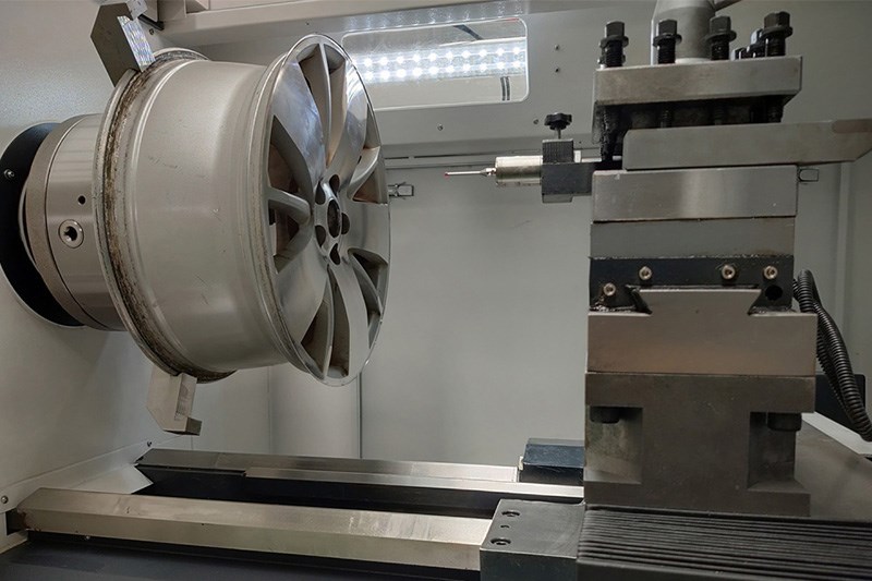 Taian AWR28H Horizontal Wheel Repair Machine