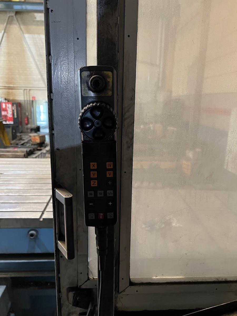 Tos Whn 13 Cnc Horizontal Boring And Milling Machine - Year 2004