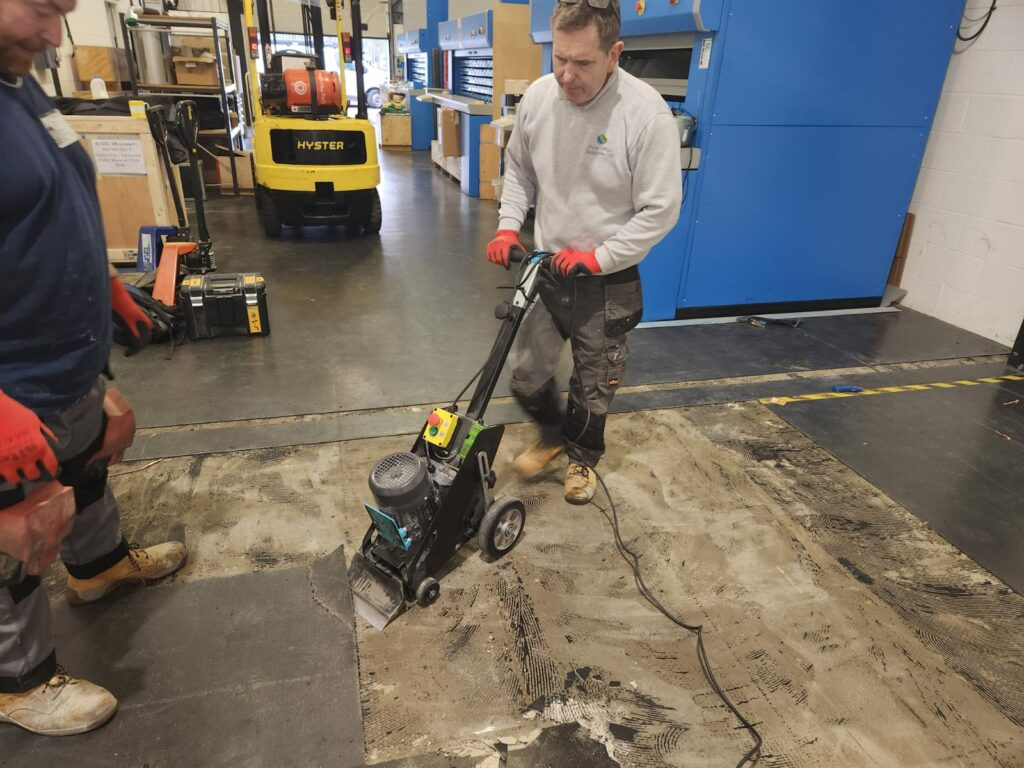 Trelawny TFS230 230MM Electric Floor Stripper 110V