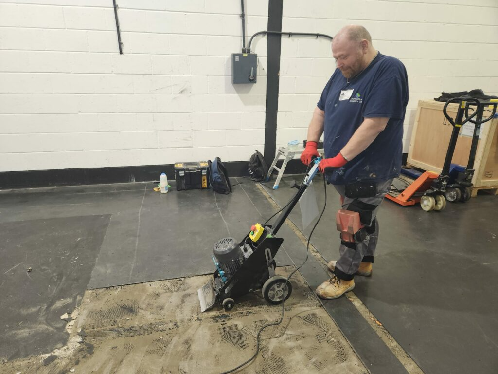 Trelawny TFS230 230MM Electric Floor Stripper 110V
