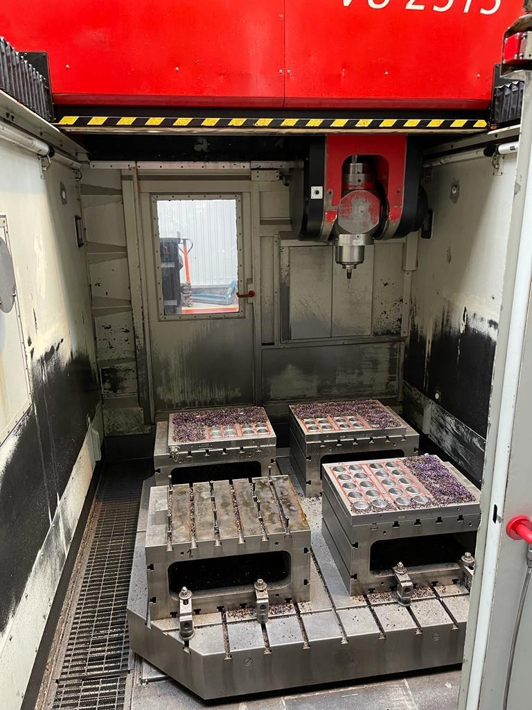 Trimill VU2313 Machining Center - 5 axis