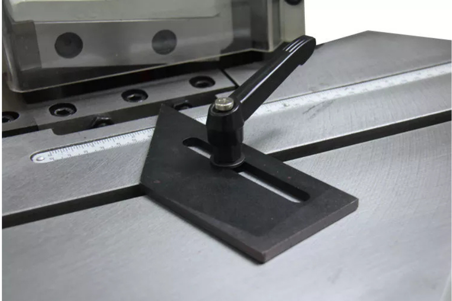 Ttmc PNM-150 Pneumatic Right Angle Notcher