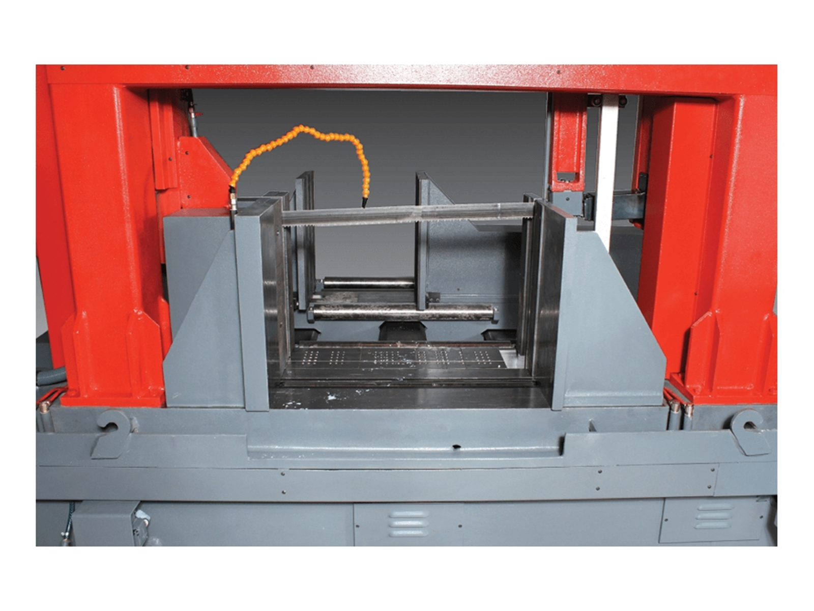 Uzay Makina UMSO 1100 SF Programmable Full Automatic Bandsaw Machine