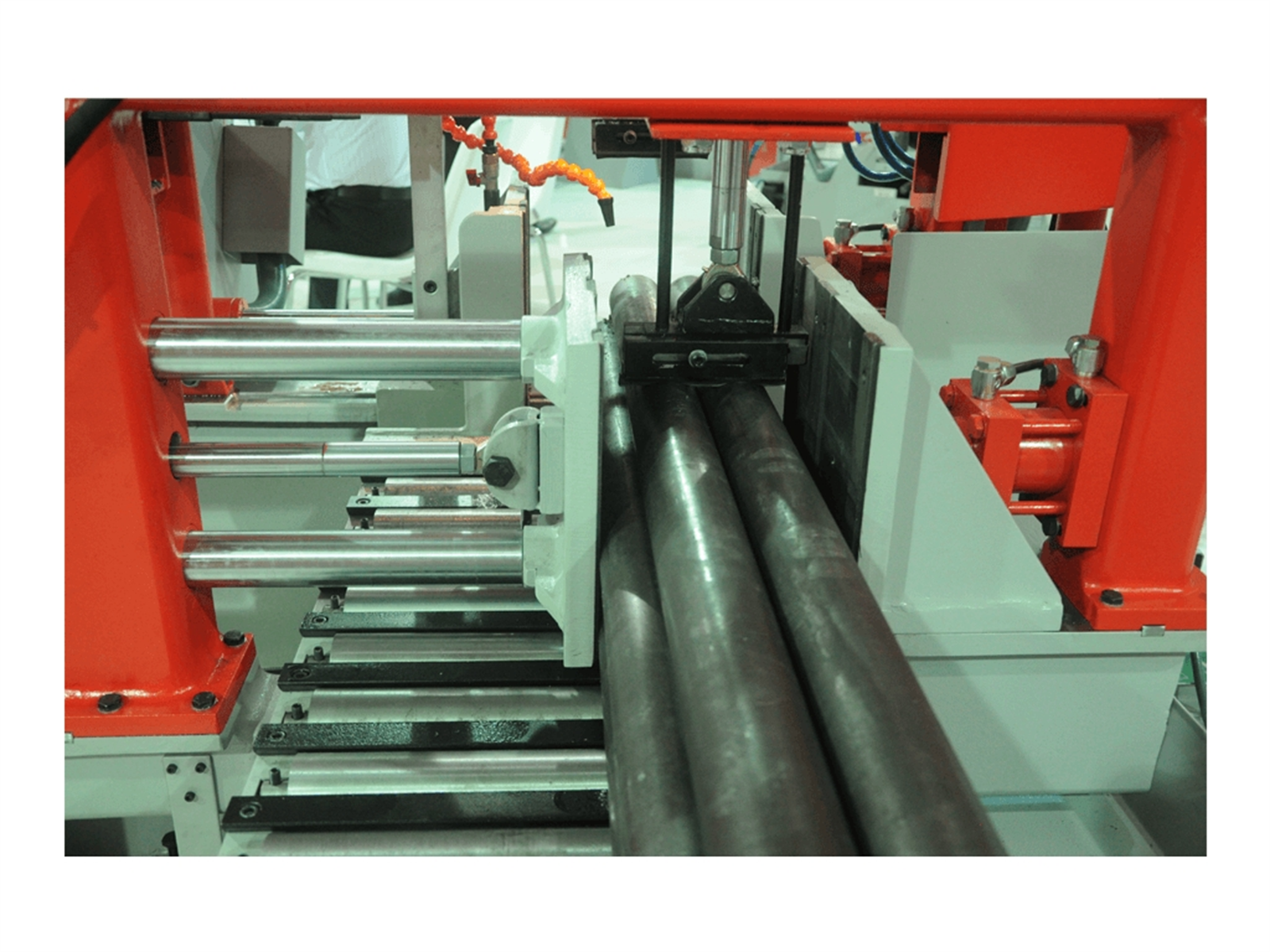 Uzay Makina UMSO 300 SF Programmable Full Automatic Bandsaw Machine