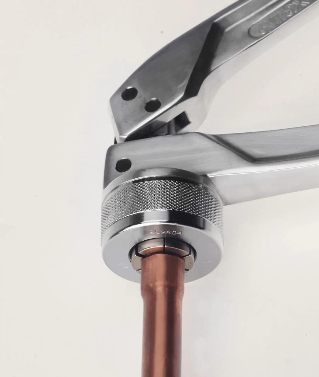 Virax 2526  Flaring Pliers for Copper