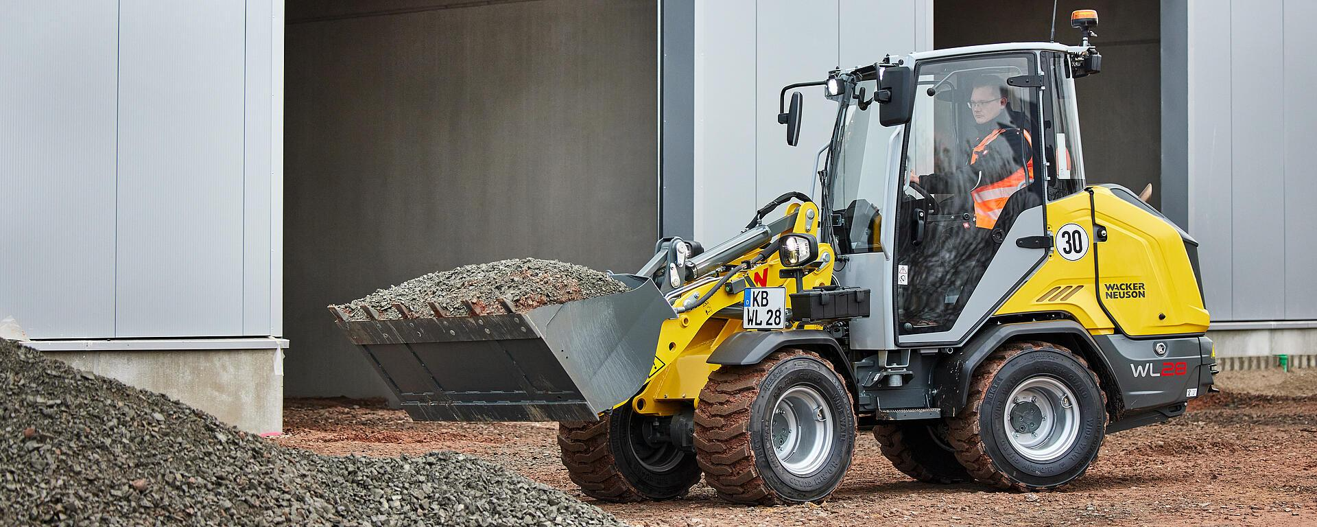 Wacker Neuson Digging Bucket With Ripper Teeth Telehandler Attachments