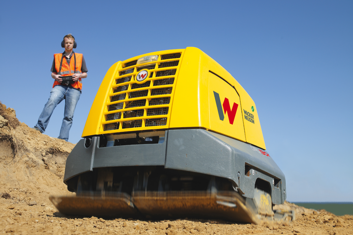 Wacker Neuson DPU130r Remote-Controlled Vibratory Plate DPU 130Le